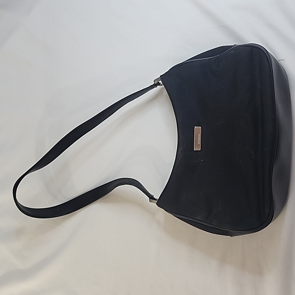 GUC Liz Claiborne Black Shoulder Handbag